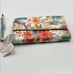 Mundi Vibrant Floral Clutch with Wristlet new tags